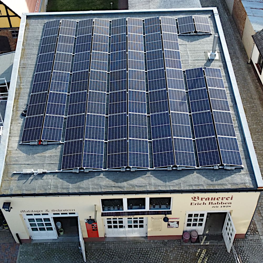 PV-Anlage von EMIS Electrics auf einem Gewerbeobjekt in Lübbenau