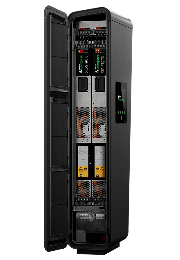 Alpitronic Hypercharger HYC200-200kW 2x 3,5m Ladekabel und Sockel bei Spreewatt